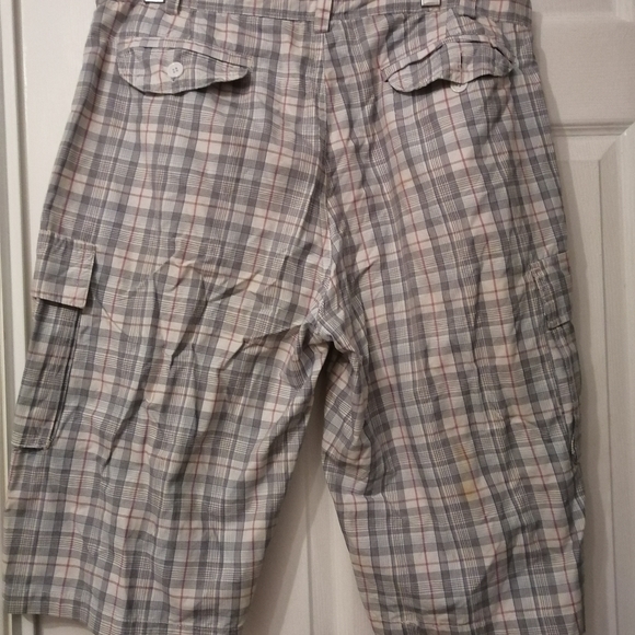 Free men short - Picture 1 of 8